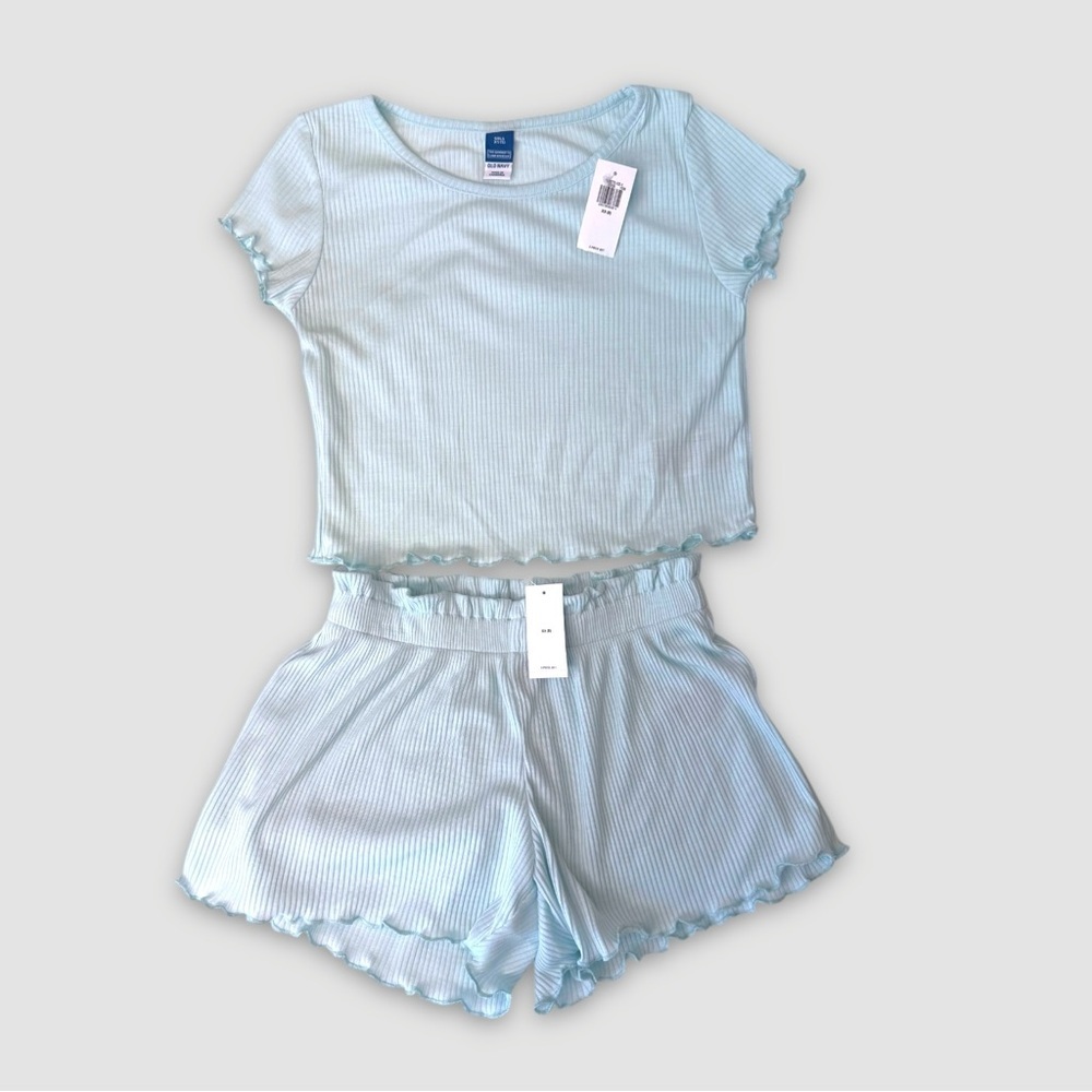 NWT Girls Size 5 GAP & Old Navy Clothes Bundle | Hoodie, Pajama Set & 2 Tees - Picture 5 of 7